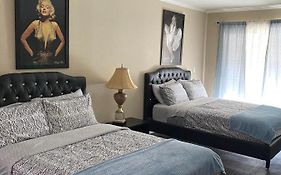Hollywood Loft Spacious With 2 Beds And Parking